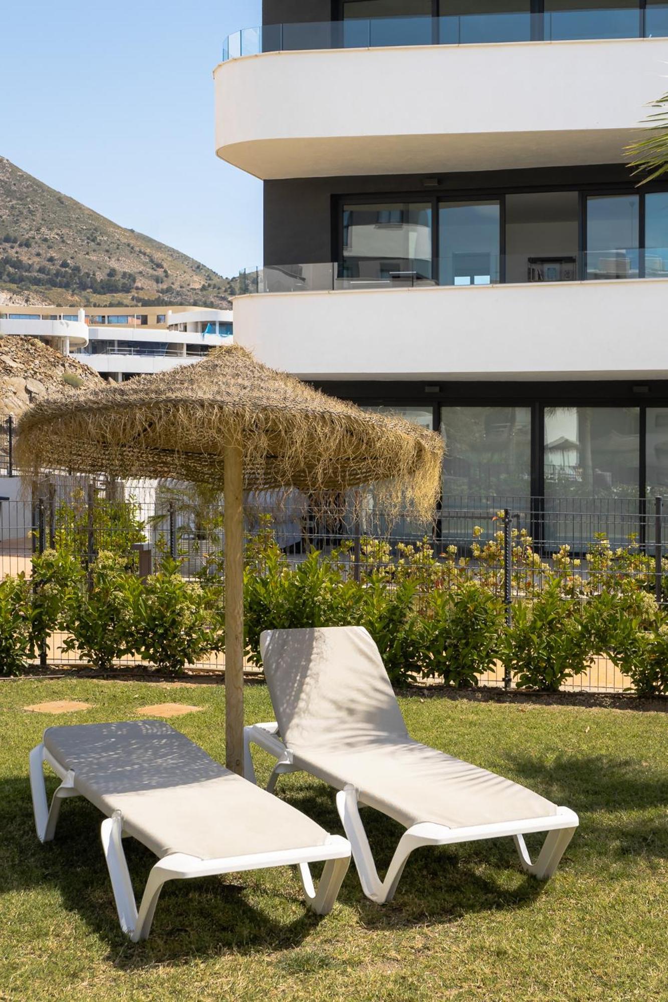 Stylish 2br Pool & Balcony * Fuengirola